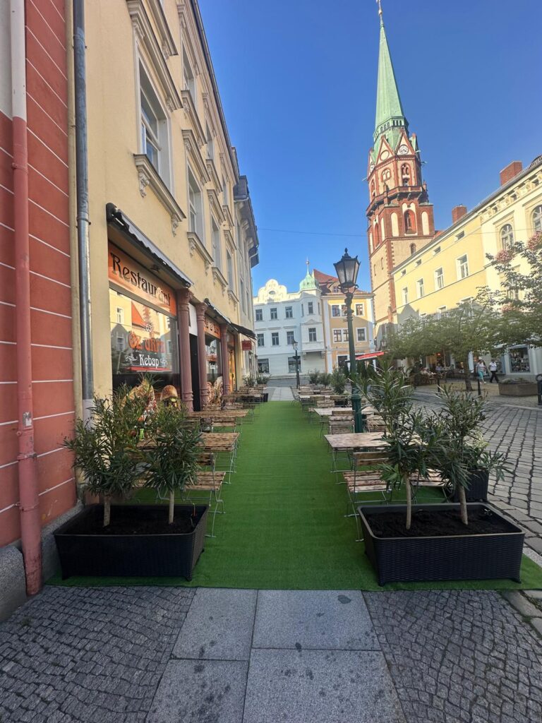 Unser Lokal in Löbau - Unweit der St.-Nikolai-Kirche. Direkt im Stadtkern von Löbau